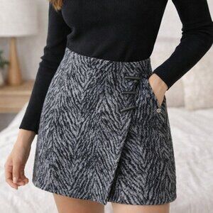 Point Zero, size 2, WOOL skirt, mini, A line, animal print